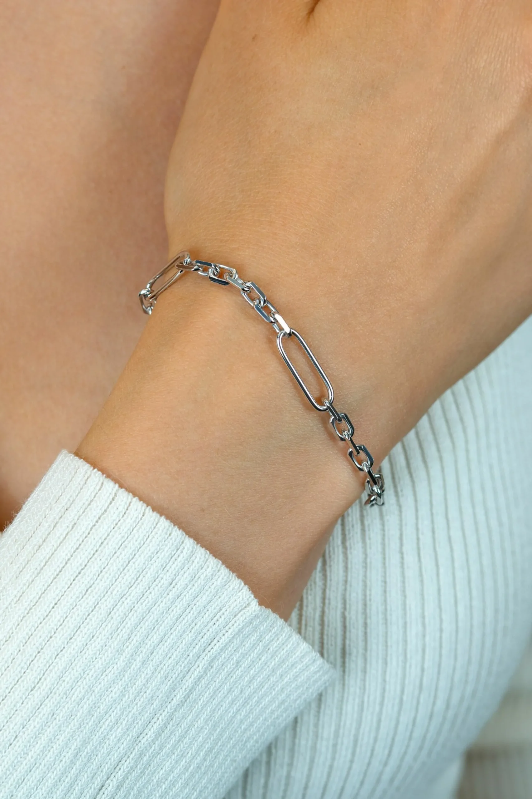 Zinzi zilveren schakelarmband met drie lange ovale schakels 5,5mm breed 18-21cm ZIA2711