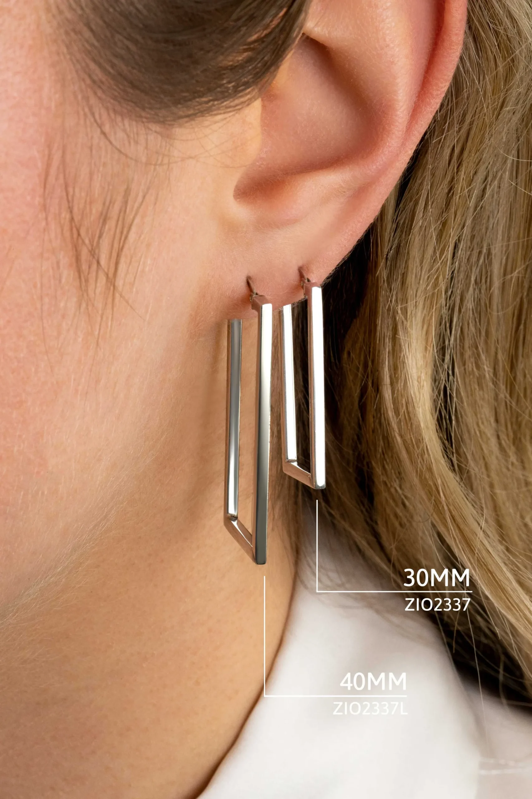 Outlet Zinzi zilveren trendy oorringen 30mm in rechthoek vorm buisdikte 2mm ZIO2337