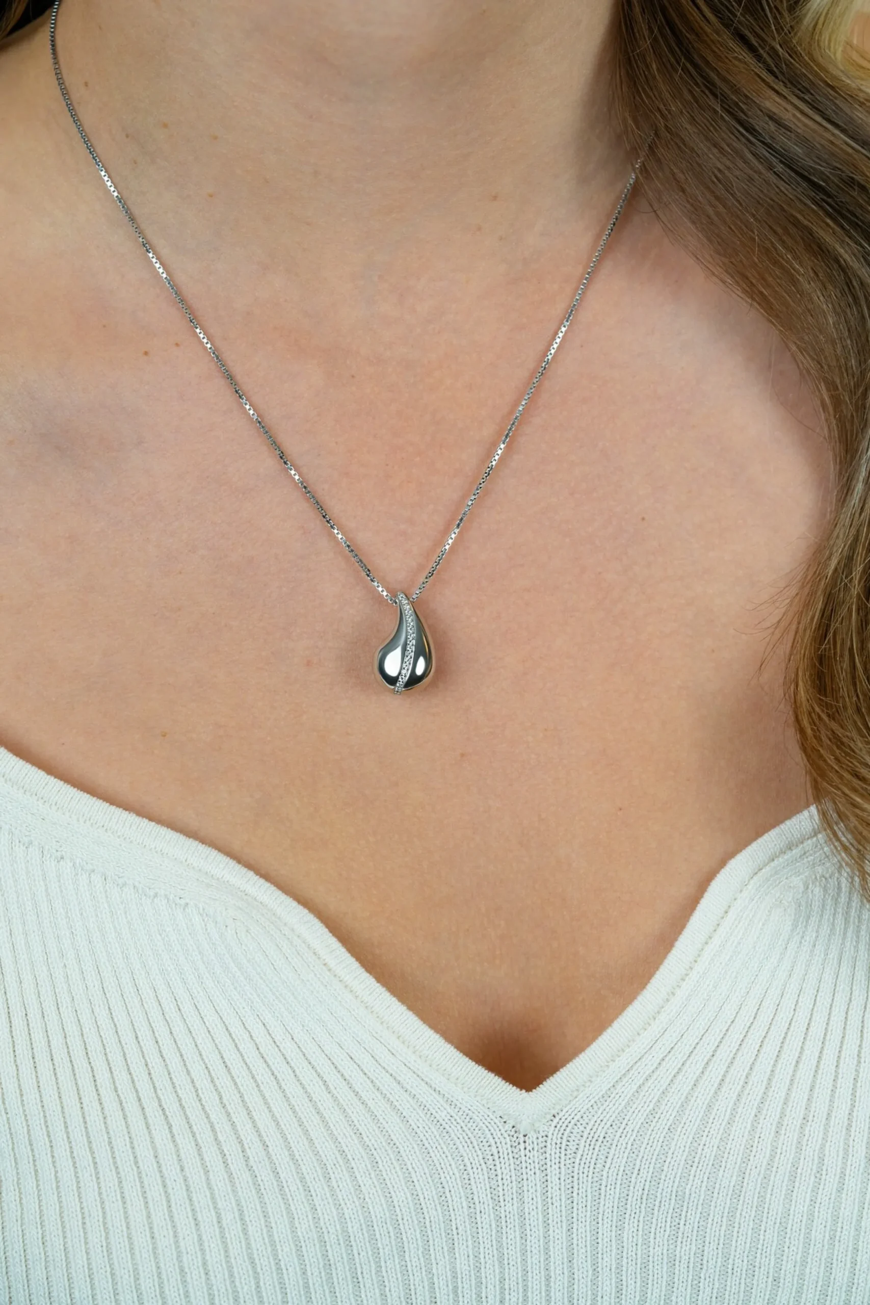 Best Zinzi zilveren venetiaanse ketting 45-48cm met druppelvormige hanger 20mm, golvende rij witte zirkonia's ZIC2707